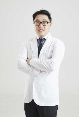 김철윤 대표원장