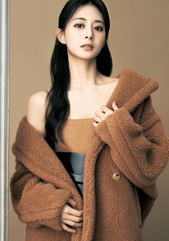트와이스 쯔위, 압도적 미모+대체 불가 가을 분위기
