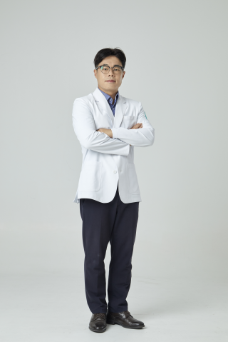 김철윤 대표원장