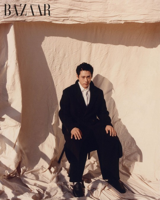 '패스트 라이브즈' 주인공 유태오, 압도적 분위기 화보