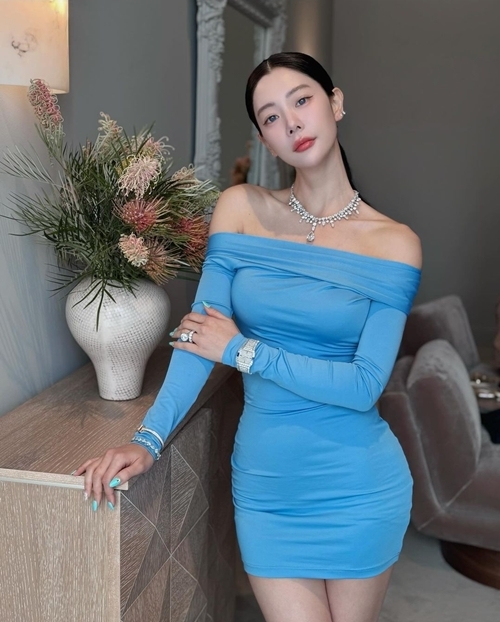 클라라, 167cm 큰 키에 완벽한 비율의 몸매 자랑