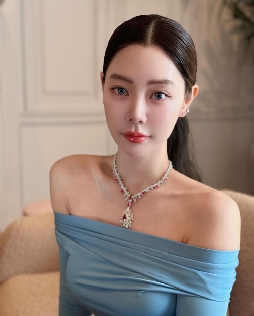 클라라, 167cm 큰 키에 완벽한 비율의 몸매 자랑