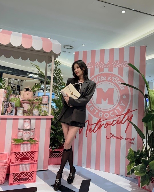 소녀시대 서현, 만개한 미모-눈부신 각선미 과시