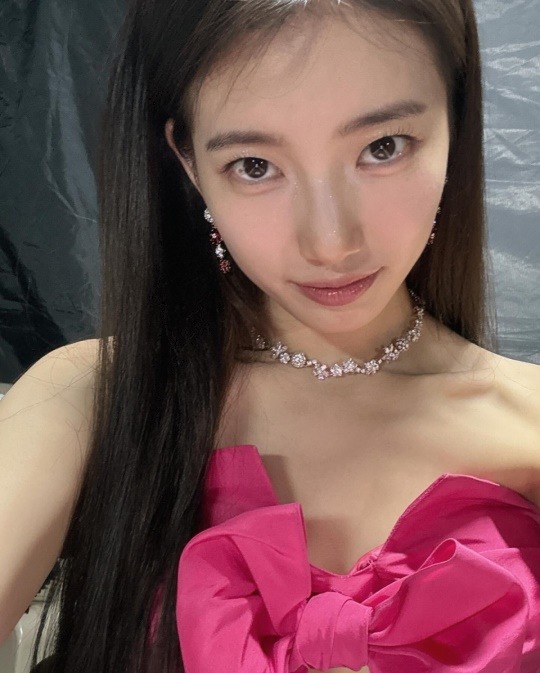 수지, 절정에 오른 화려한 미모-피부도 완벽