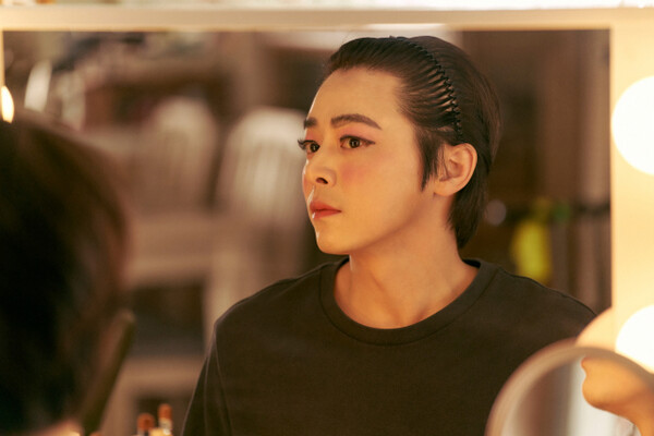 '파일럿' 조정석, 여자의 삶 선택한 이유는?