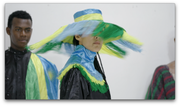 'My name is 가브리엘' 홍진경, 돌직구 플러팅부터 MZ 클럽 방문기까지! 르완다에 제대로 스며들었다!