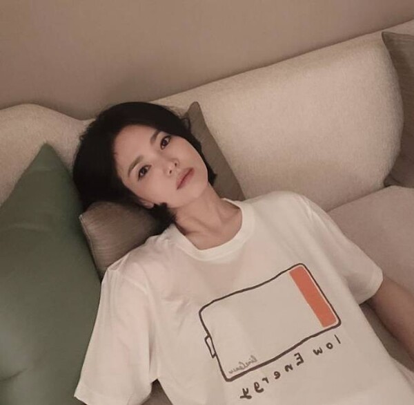 송혜교, 청순한 수영복 자태-임지연 "울 언니 지켜!"