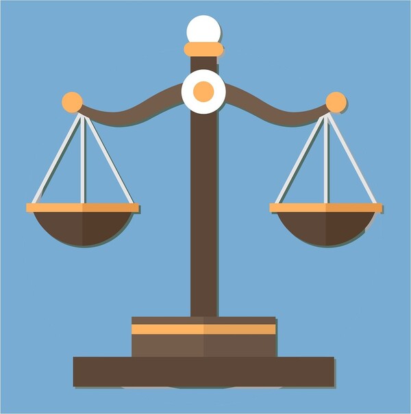 왜곡된 “정의(正義)“