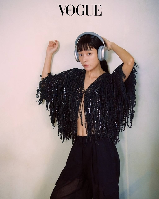 한효주, 파격 노출 룩-관능미와 청순미를 동시에