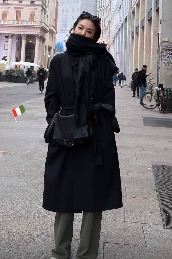 송혜교, '검은 수녀들'로 흥행 성공 후 이태리에서 올 블랙