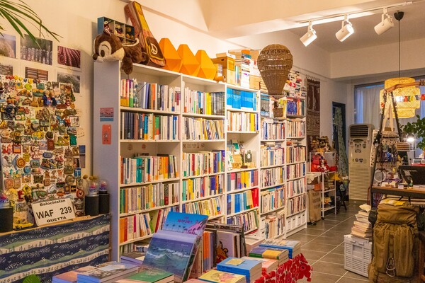 책방 ‘잔잔하게’는 주민들과 함께하는 길을 모색하며 공동체의 일원이 되고자 한다. ⓒ 잔잔하게