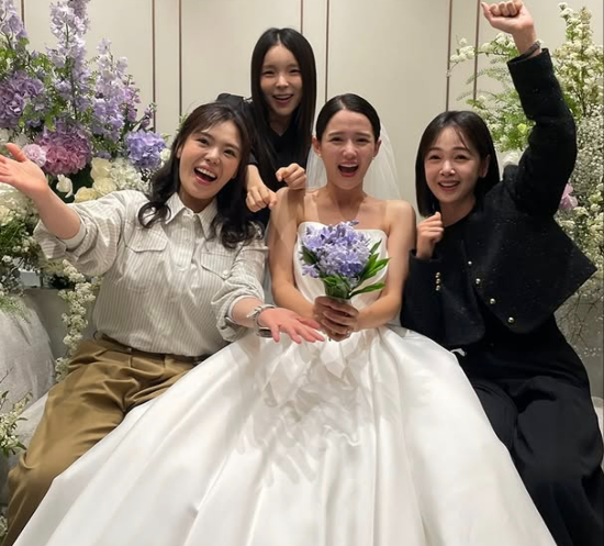 남보라 결혼식, 김민영-박진주-김보미, 변함없는 '써니' 우정