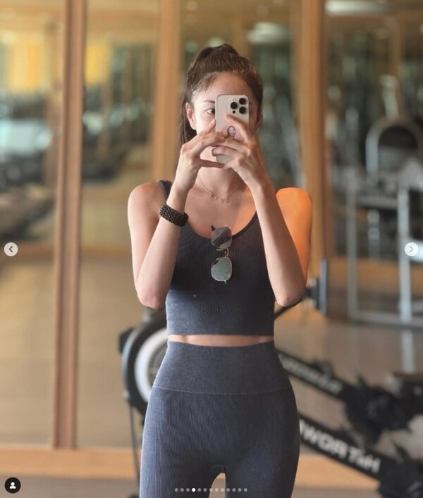 이상해 며느리 김윤지, 아이 엄마 안 믿기는 비키니 몸 자태