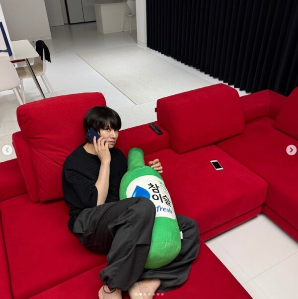 김희철 65억 원 80평 강남집, 온통 빨간색 도배