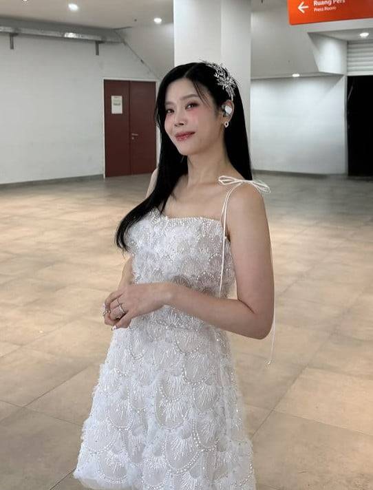 린, 이혼 20일 만에 "다른 눈으로 나 사랑하는 그대" 노래