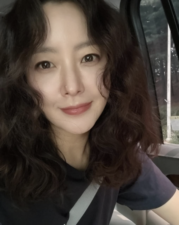 김희선, 2일 모친상-2018년 부친 떠나보낸 후