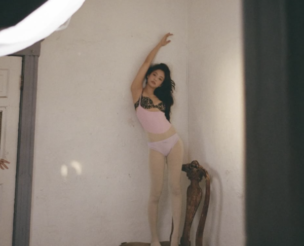 블랙핑크 제니, 가장 치명적인 아이돌의 관능미