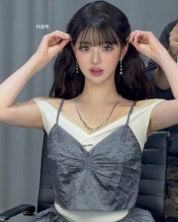 아이브 장원영, 누가 이 매력을 넘을 수 있을까?