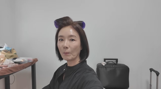 오연수, 촬영 전 다이어트 포기 "53살이라 얼굴 살이 빠져"