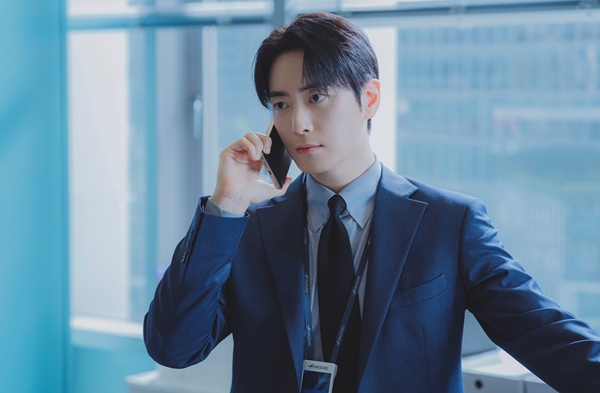 ** 로또 1등 당첨에도 출근? 이준혁의 13억 로또가 바꾼 '진짜' 직장인의 삶!
**
