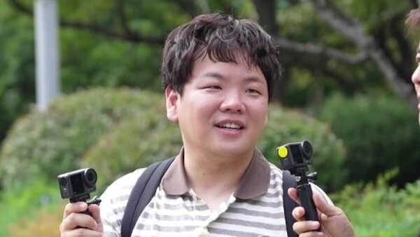 <b>전현무</b>-곽튜브, 고 정주영 단골 만두 집서 칼 차단당해