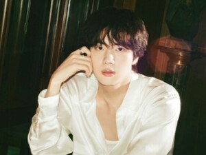 BTS 진, 손이 가장 아름다운 청년에 선정