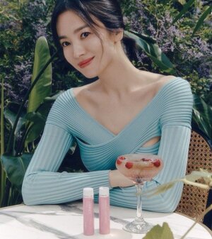 송혜교, 고혹적인 자태의 유혹 스냅