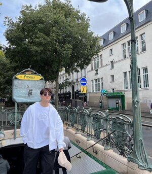 차은우, 파리지엥의 편한 패션과 일상