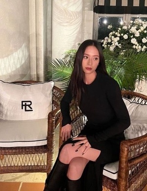 크리스탈(정수정), 배우로서의 각선미 과시