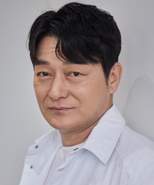 '올빼미' 조성하, 큰형님 소천 알려