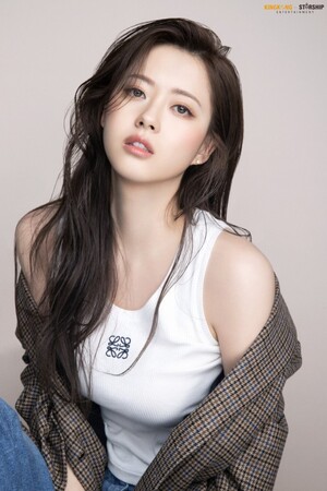 Go Ara's visual 'Fantastic' has changed a lot since she moved to the agency