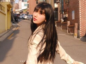 배수지, '건축학개론'으로 되돌아간 듯 청순 미모