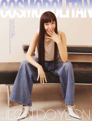 '길복순' 전도연의 아우라는 현재 진행형