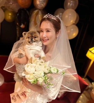 Seven ♥ Lee Da-hae wore a wedding dress in advance and even a pet dog said, How much is it?