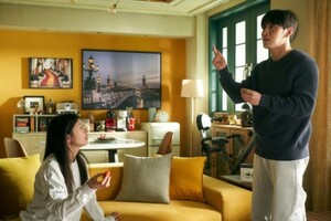 '30일' 개봉 4주 차 장기 흥행-강하늘·정소민, 미공개 스틸