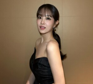 박보영, '귀요미는 잊어라' 우아한 시상식 드레스 자태