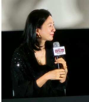 '데드맨' 김희애, 50대 말에 나오는 연륜의 우아한 매력