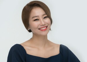 김양, '현역가왕' 결승 생방송 하루 앞두고 부친상