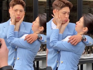수지, 박보검 양 볼 잡고 초밀착 스킨십