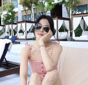 송혜교, 청순한 수영복 자태-임지연 울 언니 지켜!