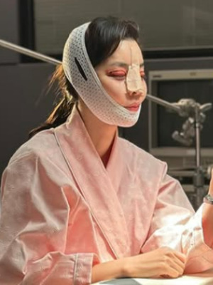 김규리, 성형 후 부모님 낳으고, 분장팀 만드시고