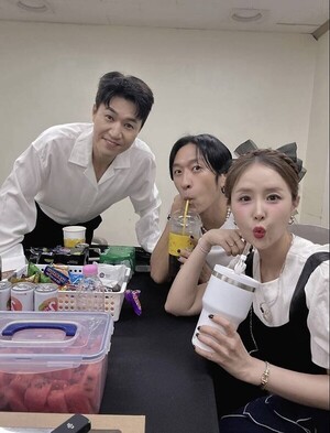 코요태 김종민+탁재훈, 신지+문원 결혼 헤프닝이길