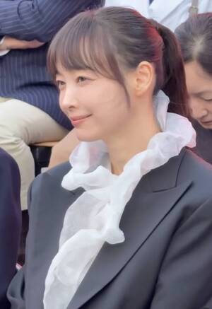 이나영, 10살 아들 둔 46살 엄마 맞아? '동안 미모'