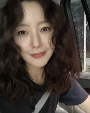 김희선, 2일 모친상-2018년 부친 떠나보낸 후